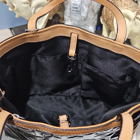 Coach Black and Tan Tote Bag - Picture 10 of 16